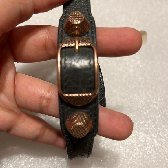 Authentic BALENCIAGA Arena Leather Classic Triple Tour Wrap Bracelet - Picture 3 of 5